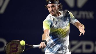 2023-08-06 06:23:47 Greece's Stefanos Tsitsipas returns the ball to Australia's Alex de Minaur during their Mexico ATP Open 250 men's singles final tennis match at Cabo Sports Complex in Los Cabos, Baja California, Mexico, on August 5, 2023. 
ALFREDO ESTRELLA / AFP