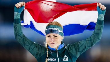 HEERENVEEN - Marijke Groenewoud reageert na het winnen van de 3000 meter voor vrouwen tijdens de tweede dag van het NK afstanden in Thialf. Voor de Nederlandse rijders en rijdsters is dit toernooi een belangrijke tussenstop onderweg naar het WK afstanden in Hamar. ANP SEM VAN DER WAL