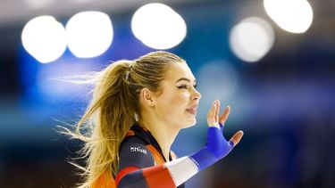 HEERENVEEN - Jutta Leerdam (NED) reageert na de 1.000 meter vrouwen tijdens de zesde en tevens laatste wereldbeker langebaanschaatsen van het seizoen. Het driedaagse evenement vond plaats in Thialf. ANP VINCENT JANNINK