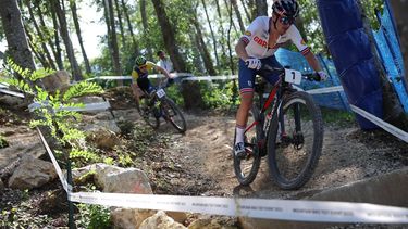 2023-09-24 17:44:46 Britain’s Tom Pidcock competes in the Men’s Elite Cross Country mountain biking test event, at Elancourt Hill, in Elancourt, west of Paris, on September 24, 2023. 
Thomas SAMSON / AFP