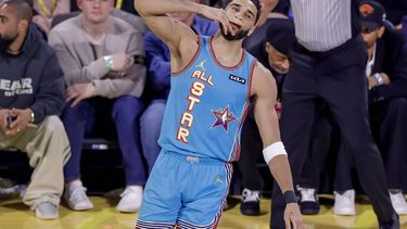 epa11902168 Shaq's OGs Jayson Tatum reacts after making a three-point basket against Chuck's Global Stars during the championship game of the NBA All-Star Game in San Francisco, California, USA, 16 February 2025.  EPA/JOHN G. MABANGLO SHUTTERSTOCK OUT