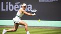 DEN BOSCH - Suzan Lamens tijdens de WTA-enkelspelwedstrijd tegen Anastasia Potapova op het Libéma Open 2026. Het gecombineerde ATP/WTA-toernooi wordt gehouden op het evenemententerrein van het voormalige autothemapark Autotron. FREEK VAN DEN BERGH / ANP