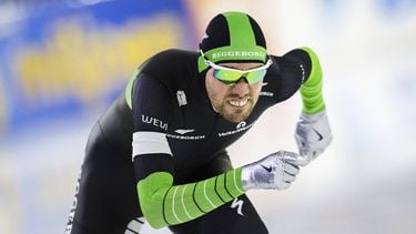 HEERENVEEN - Patrick Roest in actie tijdens de 1500m mannen op de slotdag van het olympisch kwalificatietoernooi langebaanschaatsen in Thialf. ANP ROBIN VAN LONKHUIJSEN