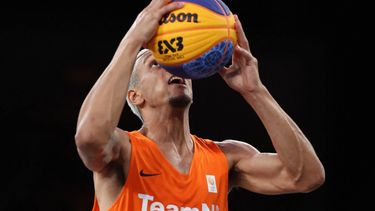 Netherlands' #54 Worthy de Jong jumps to shoot in the men's 3x3 basketball gold medal game between France and the Netherlands during the Paris 2024 Olympic Games at La Concorde in Paris on August 5, 2024. 
David GRAY / AFP