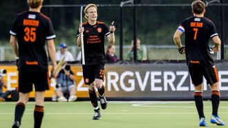 EINDHOVEN - David Huussen van Nederland, Joep de Mol van Nederland en Thijs van Dam van Nederland tijdens een groepswedstrijd in de FIH Pro League hockey mannen. ANP SEM VAN DER WAL