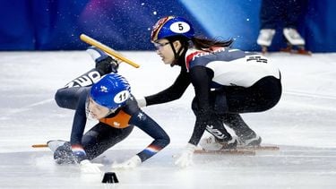MILAAN - Michelle Velzeboer tijdens de finale 3000 meter relay bij het shorttrack schaatsen in de Milano Ice Skating Area op de Olympische Winterspelen van Milaan. ROBIN VAN LONKHUIJSEN / ANP