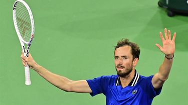 Russia's Daniil Medvedev celebrates his victory over USA's Tommy Paul during the ATP-WTA Indian Wells Masters men's semifinal tennis match at the Indian Wells Tennis Garden in Indian Wells, California, on March 16, 2024. 
Frederic J. BROWN / AFP