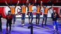 DORDRECHT - Het Nederlandse relay team tijdens de huldiging van de mannen relay op dag 4 van de vierde ISU World Tour-wedstrijd shorttrack van dit seizoen. De wedstrijd is het kwalificatietoernooi voor de Olympische Spelen. ANP IRIS VAN DEN BROEK