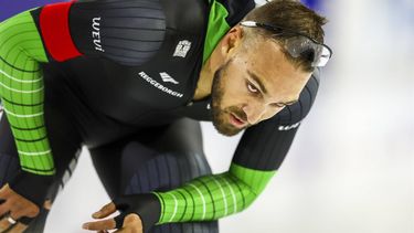 2023-10-29 17:41:57 HEERENVEEN - Kjeld Nuis reageert na de 1.000m heren in ijsstadion Thialf. Het langebaanseizoen start met dit driedaagse kwalificatietoernooi voor de wereldbeker. ANP VINCENT JANNINK