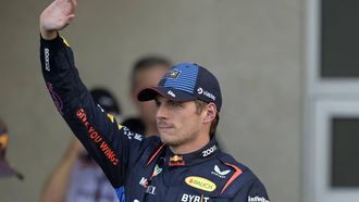 Red Bull Racing's Dutch driver Max Verstappen waves after the qualifying session of the Formula One Mexico City Grand Prix at the Hermanos Rodriguez racetrack, in Mexico City on October 26, 2024.  
Alfredo ESTRELLA / AFP
