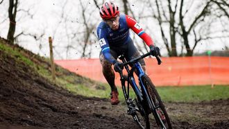 HOOGEVEEN - Lars van der Haar in actie tijdens de Nederlands kampioenschappen veldrijden (M) op het Hoogeveense Paviljoen Nijstad. ANP BAS CZERWINSKI
