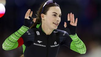 HEERENVEEN - Femke Kok juicht na het winnen van de 500 meter tijdens de tweede dag van het NK afstanden in Thialf. ANP VINCENT JANNINK