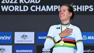 Gold medallist Ellen van Dijk of the Netherlands celebrates on the podium after the women's individual elite time trial cycling event at the UCI 2022 Road World Championship in Wollongong on September 18, 2022. 
WILLIAM WEST / AFP