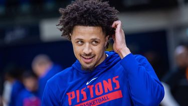 epa10413691 Cade Cunningham of the Detroit Pistons attends a training session in Levallois-Perret, near Paris, France, 18 January 2023. The Pistons are in Paris for an NBA basketball game against the Chicago Bulls on 19 January 2023.  EPA/CHRISTOPHE PETIT TESSON  SHUTTERSTOCK OUT