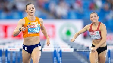 BIRMINGHAM - Nadine Visser in actie op de halve finale 100 meter horden tijdens de tweede dag van de EK atletiek. IRIS VAN DEN BROEK / ANP