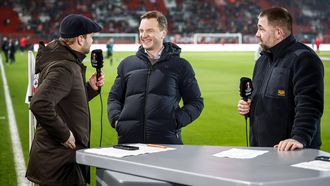 ENSCHEDE - (l-r) Wytse van der Goot, Arnold Bruggink, Theo Janssen tijdens de Europa League play-off wedstrijd tussen FC Twente en Bodo/Glimt in Stadion De Grolsch Veste op 13 februari 2025 in Enschede, Nederland. ANP VINCENT JANNINK