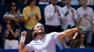 epa13120239 Stefanos Tsitsipas of Greece celebrates his victory against Raphael Collignon of Belgium after winning the men's final match at the Swiss Open tennis tournament in Gstaad, Switzerland, 19 July 2026.  EPA/ANTHONY ANEX