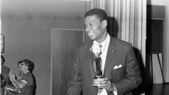 AMSTERDAM: In Amsterdam zijn vanavond de prijzen uitgereikt aan de beste honkballers van het afgelopen seizoen. Op de foto HAMILTON RICHARDSON, beste slagman en meest waardevolle speler.