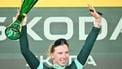 Team SD Worx-Protime's Dutch rider Lorena Wiebes celebrates on the podium wearing the best sprinter's green jersey after the 9th and final stage of the fifth edition of the Women's Tour de France cycling race, 99.2 km from Nice to Nice, southeastern France on August 9, 2026. 
NICOLAS TUCAT / AFP