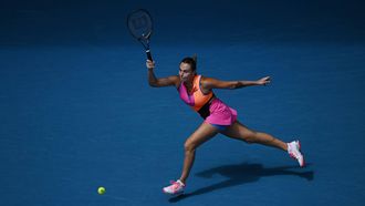 epa12666129 Aryna Sabalenka of Russia in action on day 4 against Zhouxuan Bai of China during the 2026 Australian Open tennis tournament at Melbourne Park in Melbourne, Australia, 21 January 2026.  EPA/JAMES ROSS AUSTRALIA AND NEW ZEALAND OUT