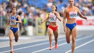 2023-06-25 00:00:00 epa10711470 Polyniki Emmanouilidou of Greece (L), Anna Kielbasinska of Poland (C) and Lieke Klaver of the Neterlands (R) competes in the Women's 200m race during the Athletics European Team Championships at the 2023 European Games in Chorzow, Poland, 25 June 2023.  EPA/Adam Warzawa POLAND OUT