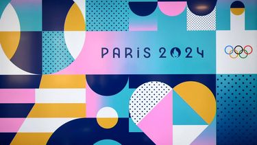 2023-02-08 12:23:10 This photograph taken on February 8, 2023, shows the logo, dominant colours and visual identity for the Paris 2024 Olympic and Paralympic Games, during the presentation of the event's designs, in Saint-Denis, north of Paris.  Paris Olympic organisers unveiled the 'visual identity' for the 2024 Games on February 8 including a purple athletics track and a fresh set of pictograms for Olympic sports.
FRANCK FIFE / AFP