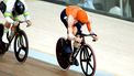 2023-08-06 13:13:53 epa10787485 Harrie Lavreysen (R) of the Netherlands and Matthew Richardson of Australia compete in the Men's Elite Sprint quarter finals at the UCI Cycling World Championships 2023 in Glasgow, Britain, 06 August 2023.  EPA/ADAM VAUGHAN