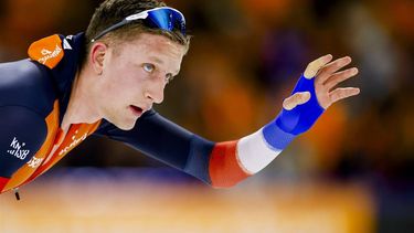 HEERENVEEN - Beau Snellink (Nederland) reageert na de 5000 meter allround voor mannen tijdens de tweede dag van de ISU EK Allround & Sprint in Thialf. ANP KOEN VAN WEEL