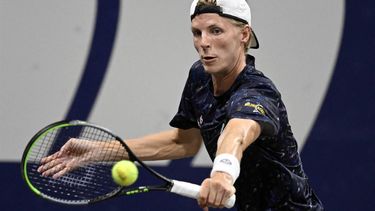 2023-08-03 07:37:55 Netherlands' Gijs Brouwer plays a forehand return to Chile's Nicolas Jarry during their Mexico ATP Open 250 men's singles round of 16 tennis match at Cabo Sports Complex in Los Cabos, Baja California, Mexico, on August 2, 2023. 
ALFREDO ESTRELLA / AFP