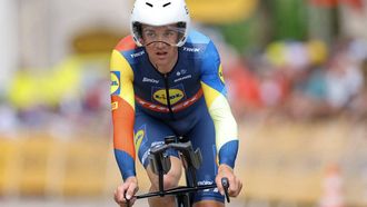 Lidl - Trek team's Danish rider Mads Pedersen cycles past the finish line of the 7th stage of the 111th edition of the Tour de France cycling race, 25,3 km individual time trial between Nuits-Saint-Georges and Gevrey-Chambertin, on July 5, 2024. 
Thomas SAMSON / AFP