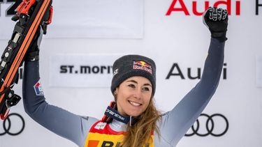 Italy's Sofia Goggia gestures during the podium ceremony after winning the Women's Super-G race at the FIS Alpine Skiing World Cup event in St. Moritz, Switzerland, on December 8, 2023. 
Fabrice COFFRINI / AFP