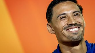 ZEIST - Tijjani Reijnders tijdens een persconferentie van het Nederlands elftal op de KNVB Campus. Het Nederlands elftal bereidt zich voor op de WK-kwalificatieduels tegen Polen en Litouwen. ANP KOEN VAN WEEL