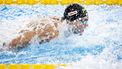 DOHA - Nyls Korstanje in actie op de halve finale 100 vlinder mannen tijdens de zesde dag van de wereldkampioenschappen langebaan zwemmen. De WK was een van de mogelijkheden voor de Nederlandse zwemmers om limieten te zwemmen voor de Spelen van Parijs in 2024. ANP KOEN VAN WEEL