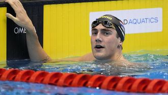 2023-07-27 20:49:03 epa10771737 Caspar Corbeau of the Netherlands reacts after the Men's 200m Breaststroke semifinal of the Swimming events during the World Aquatics Championships 2023 in Fukuoka, Japan, 27 July 2023.  EPA/FRANCK ROBICHON