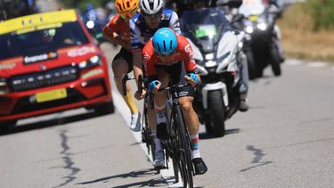 2023-07-20 14:25:36 epa10757678 Belgian rider Victor Campenaerts of team Lotto Dstny leads a breakaway group  during the 18th stage of the Tour de France 2023, a 185kms race from Moutiers to Bourg-en-Bresse, France, 20 July 2023.  EPA/MARTIN DIVISEK