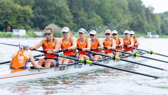 AMSTERDAM -  Bente Paulis, Claire de Kok, Hannah Heideveld, Hermijntje Drenth, Ilse Kolkman, Lisanne van der Leij, Vera Sneijders en Willemijn Mulder tijdens de heats voor de vrouwen acht op de zesde dag van de wereldkampioenschappen roeien op de Bosbaan in het Amsterdamse Bos. IRIS VAN DEN BROEK / ANP