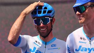 2023-05-28 15:11:22 Team Jayco AlUla's Australian rider Michael Matthews (L) attends the presentation of the teams prior to the twenty-first and last stage of the Giro d'Italia 2023 cycling race, 135 km in and around Rome on May 28, 2023. 
Luca Bettini / AFP