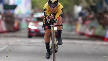 2023-09-05 19:18:39 Team Jumbo-Visma's Danish rider Jonas Vingegaard competes in the stage 10 of the 2023 La Vuelta cycling tour of Spain, a 25,8 km individual time trial in Valladolid, on September 5, 2023. 
CESAR MANSO / AFP