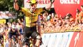 epa12289792 British rider Matthew Brennan of Team Visma-Lease a Bike wins the fifth stage of the 82nd Tour de Pologne 2024 cycling race over 206.1 km, from Katowic to Zakopane, Poland, 08 August 2025.  EPA/Grzegorz Momot POLAND OUT