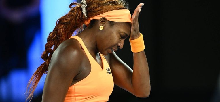 epa12684211 Coco Gauff of USA gestures during her Women's Singles quarter-finals match against Elina Svitolina of Ukraine at the Australian Open tennnis tournament in Melbourne, 27 January 2026.  EPA/JOEL CARRETT  AUSTRALIA AND NEW ZEALAND OUT