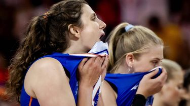 PARIJS - Juliet Lohuis baalt na afloop van de groepswedstrijd tussen Nederland en Turkije van het volleybaltoernooi tijdens de Olympische Spelen. De Nederlandse volleybalvrouwen namen in 2016 in Rio de Janeiro voor het laatst deel aan de Spelen. ANP ROBIN VAN LONKHUIJSEN