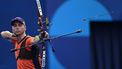 Netherland's Steve Wijler competes during the archery men's individual elimination round during the Paris 2024 Olympic Games at the Esplanade des Invalides in Paris on August 1, 2024. 
Punit PARANJPE / AFP