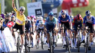 epa12924431 Tadej Pogacar (L) from Slovenia of UAE Team Emirates XRG wins ahead of second placed Dorion Godon, third from right, from France of team INEOS Grenadiers the 2nd stage of the Tour de Romandie over 173.1km from Rue to Vucherens, Switzerland, 30 April 2026.  EPA/LAURENT GILLIERON