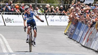 AG Insurance - Soudal rider Sarah Gigante from Australia reacts as she wins the third stage of the Tour Down Under cycling race in Adelaide on January 14, 2024. 
Brenton EDWARDS / AFP