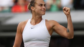 2023-07-12 14:34:10 epa10741621 Aryna Sabalenka of Belarus celebrates winning her Women's Singles quarter-finals match against Madison Keys of USA at the Wimbledon Championships, Wimbledon, Britain, 12 July 2023.  EPA/NEIL HALL   EDITORIAL USE ONLY