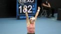 epa12654775 Mirra Andreeva celebrates after defeating Victoria Mboko of Canada during the women's singles final of the Adelaide International at Memorial Drive Tennis Club in Adelaide, Australia, 17 January 2026.  EPA/MATT TURNER EDITORIAL USE ONLY AUSTRALIA AND NEW ZEALAND OUT