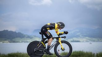 epa10685586 Rohan Dennis from Australia of Jumbo-Visma in action during the first stage of the 86th Tour de Suisse UCI ProTour cycling race, a 12.7 km time trial with start and finish in Einsiedeln, Switzerland, 11 June 2023.  EPA/Gian Ehrenzeller