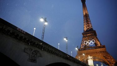 Paris 2024 Olympics - Opening Ceremony - Paris, France - July 26, 2024. General view of the Eiffel Tower during the opening ceremony. 
Clodagh Kilcoyne / POOL / AFP