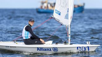 2023-08-20 14:33:21 SCHEVENINGEN - Duko Bos in actie tijdens de ILCA 7 medaillerace op tiende dag van de wereldkampioenschappen zeilen. ANP SEM VAN DER WAL