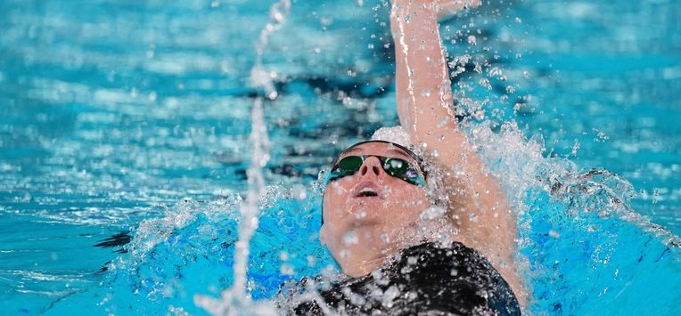 Netherlands' Marrit Steenbergen competes in  a heat for the women's 100m backstroke swimming event during the LEN European Aquatics Championships at the Olympic Aquatic Centre in Saint-Denis, northern suburbs of Paris, on August 14, 2026. 
Dimitar DILKOFF / AFP